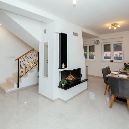 Family House Moja Jube