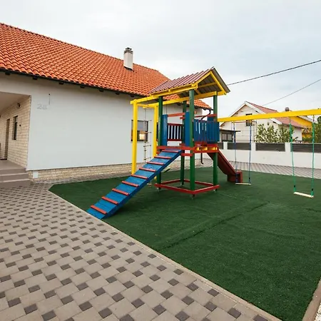 Family House Moja Jube *