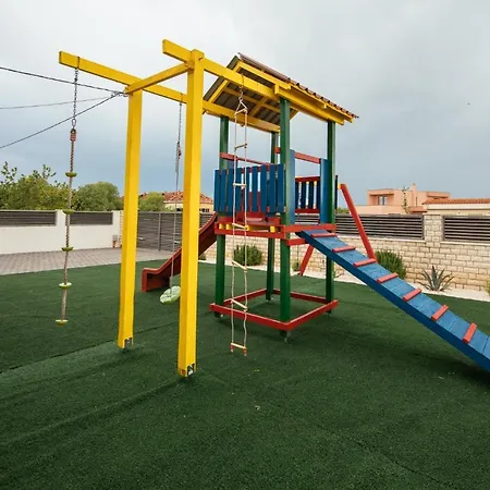 Villa Family House Moja Jube