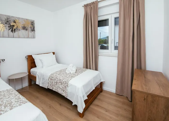 Villa Family House Moja Jube Oklaj