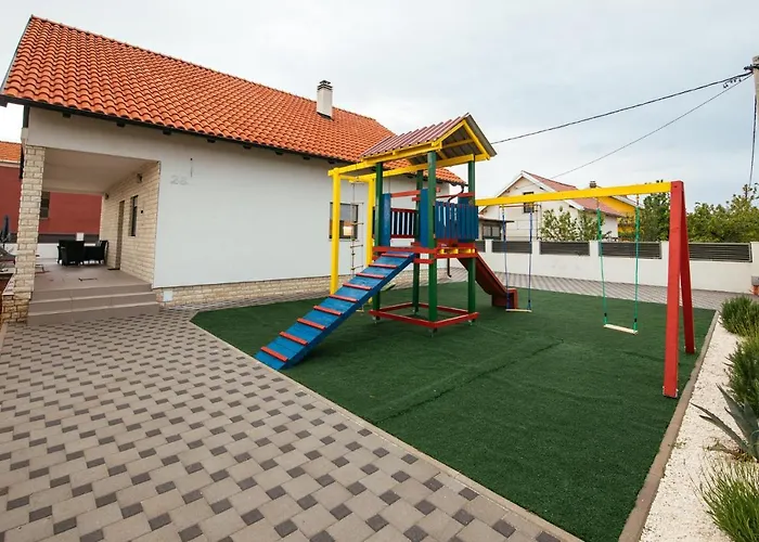 Family House Moja Jube *