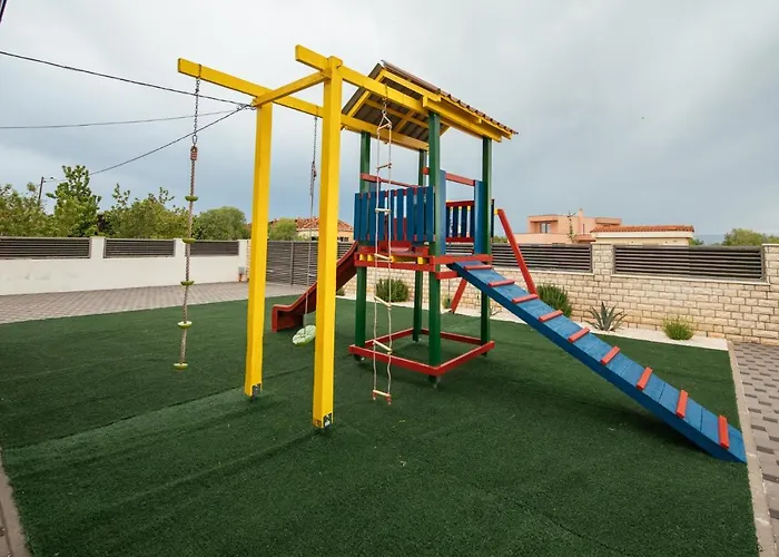 Villa Family House Moja Jube